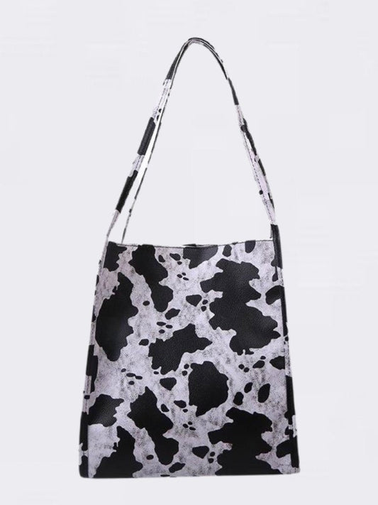 Moo've Over Tote Bag